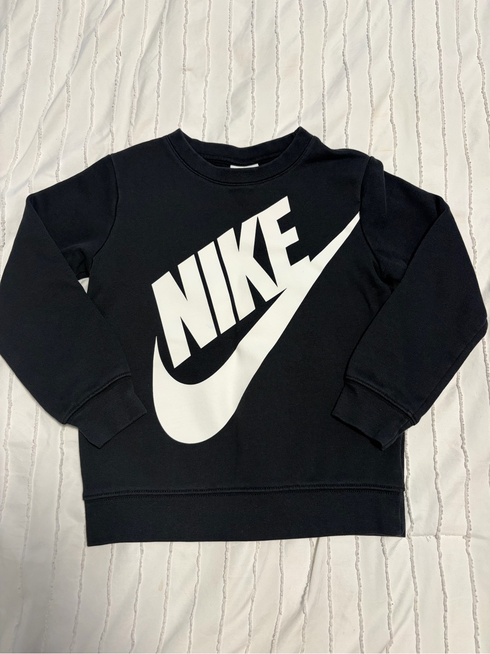 Nike Black Kids Sweatshirt with White Swoosh Logo size 5/6